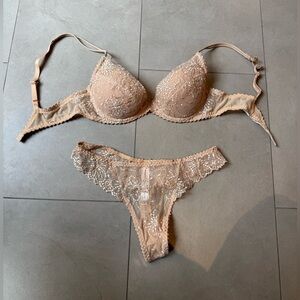 Marie Jo Jane Bra and Thong Set - Sz 32C / S